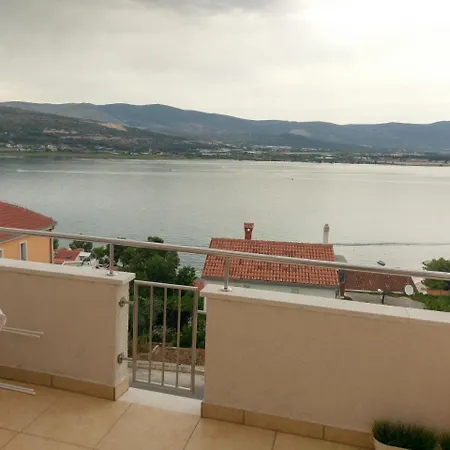Sunny Appartement Trogir
